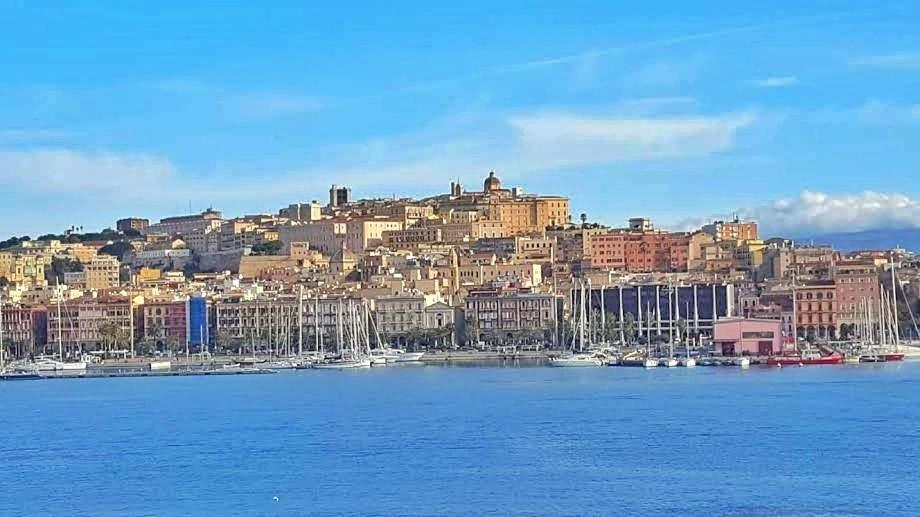 Elicriso Suites Yenne Cagliari Exteriör bild